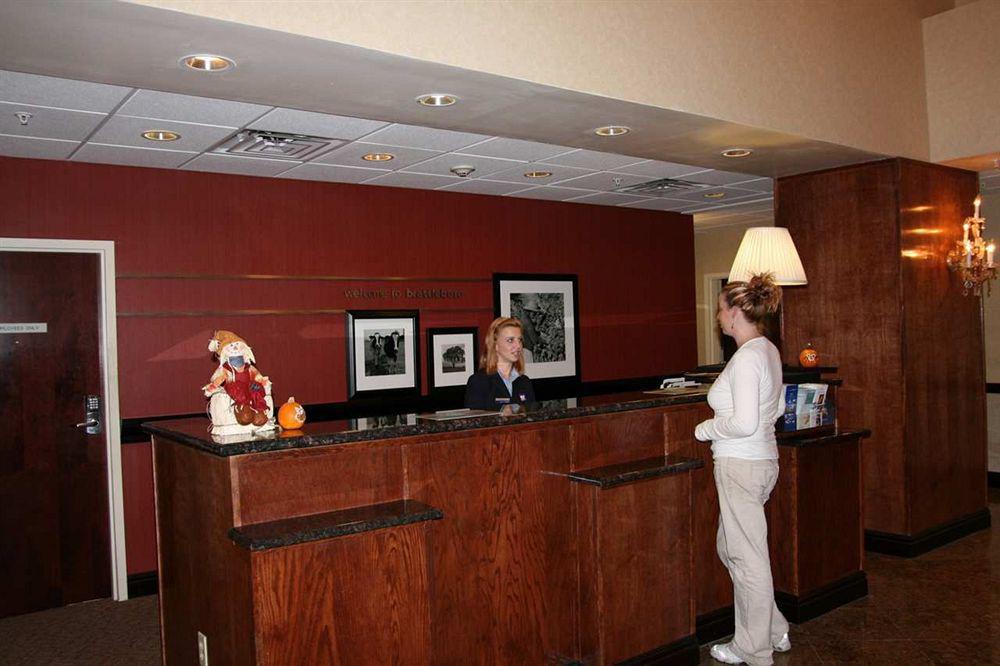 Hampton By Hilton Brattleboro Hotel Beltér fotó