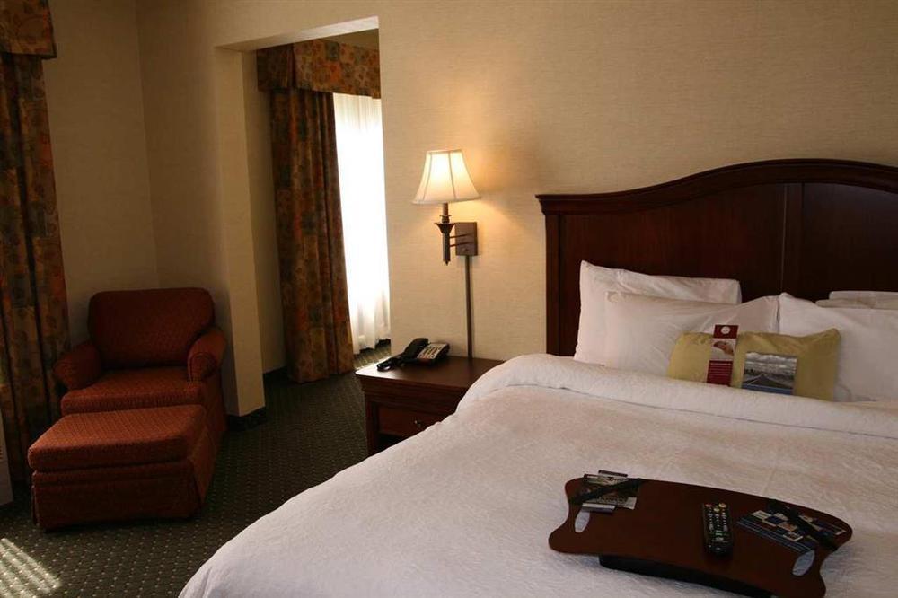 Hampton By Hilton Brattleboro Hotel Szoba fotó