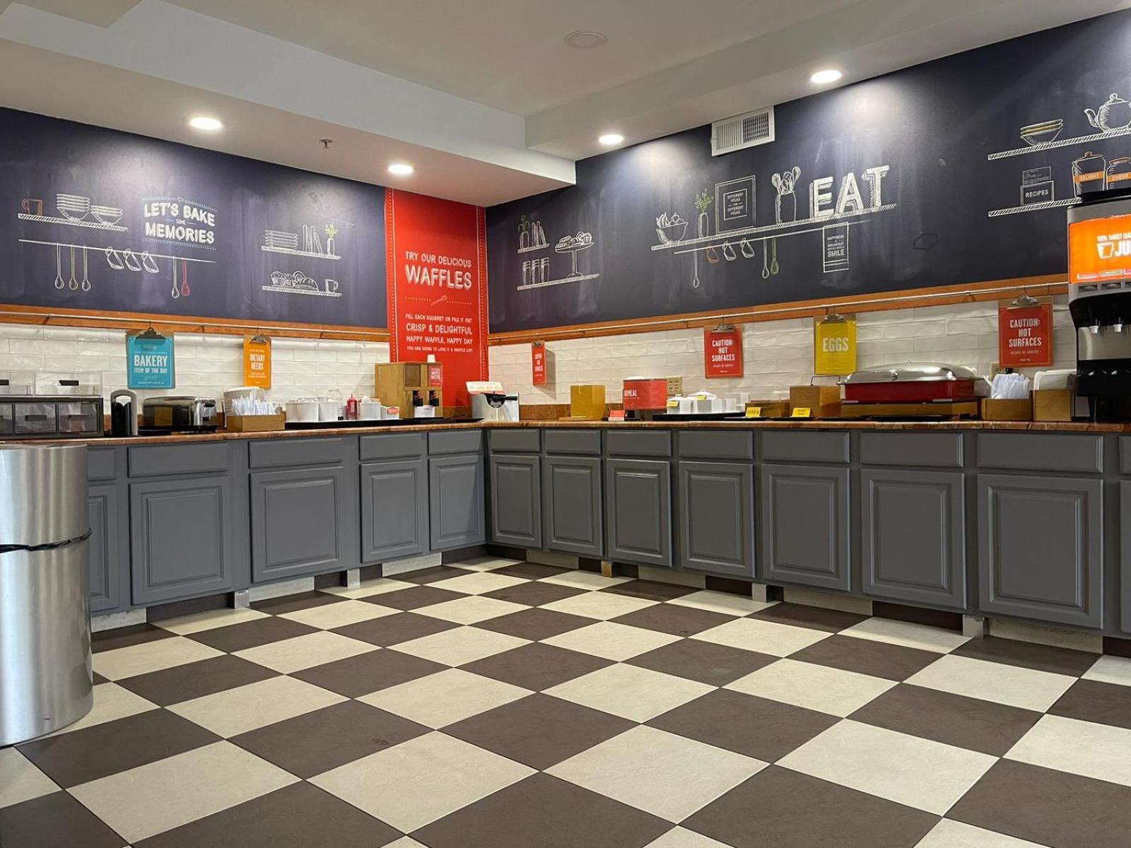 Hampton By Hilton Brattleboro Hotel Kültér fotó